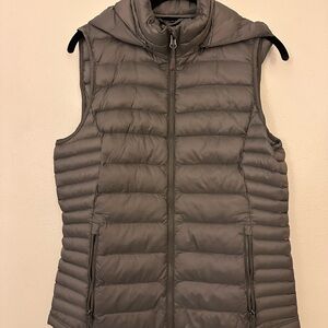 32 Degrees Charcoal Puffer Vest